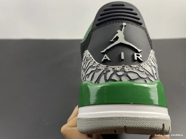 Rep Husky Jordan 3 Pine CT8532-030 Green Air 0812